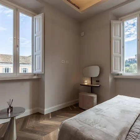 Porta Trastevere Palace * Róma