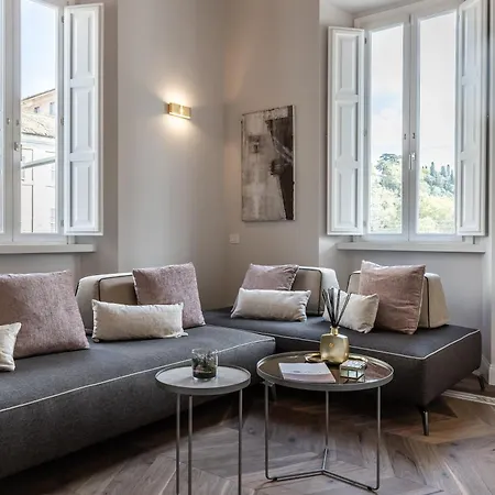 Porta Trastevere Palace