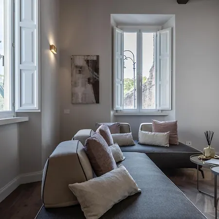 Porta Trastevere Palace Apartman